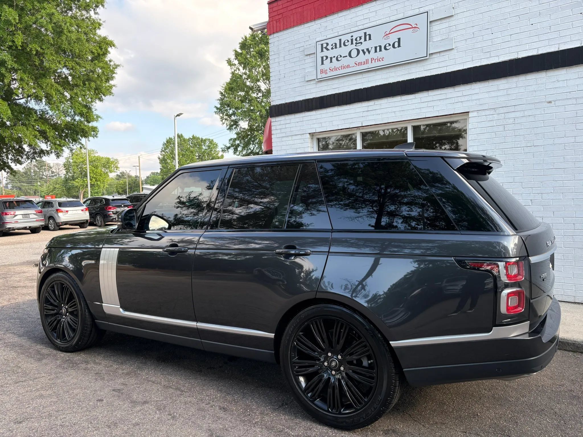 Used 2020 Land Rover Range Rover HSE AWD/4WD image 6