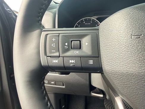 New 2026 Nissan Rogue SV FWD image 24