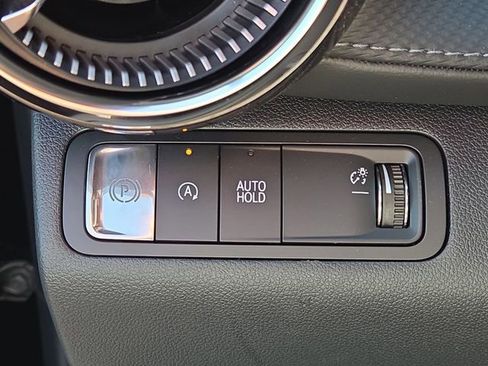 New 2026 Chevrolet Equinox LT w/ Convenience Package II image 18