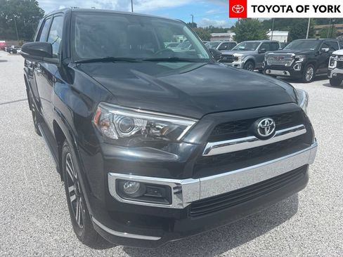 Used 2017 Toyota 4Runner Limited AWD/4WD image 1
