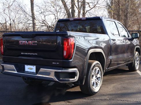 Certified 2024 GMC Sierra 1500 SLT image 8