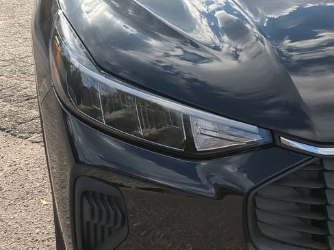 New 2026 Ford Escape Active image 8