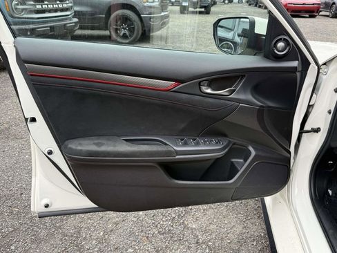 Used 2019 Honda Civic Type R image 22