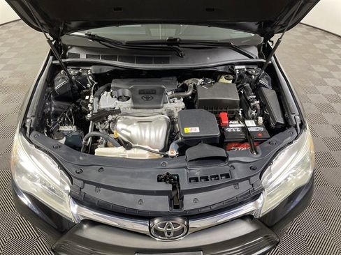 Used 2017 Toyota Camry LE image 25