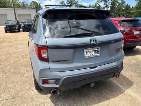 Used 2024 Honda Passport TrailSport image 7