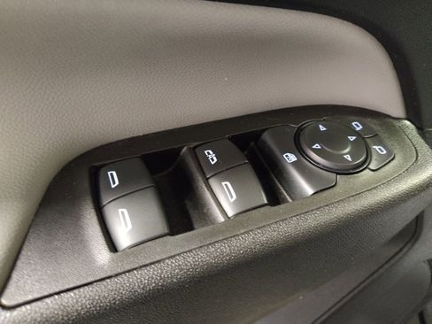 Used 2022 Chevrolet Equinox LT FWD image 27