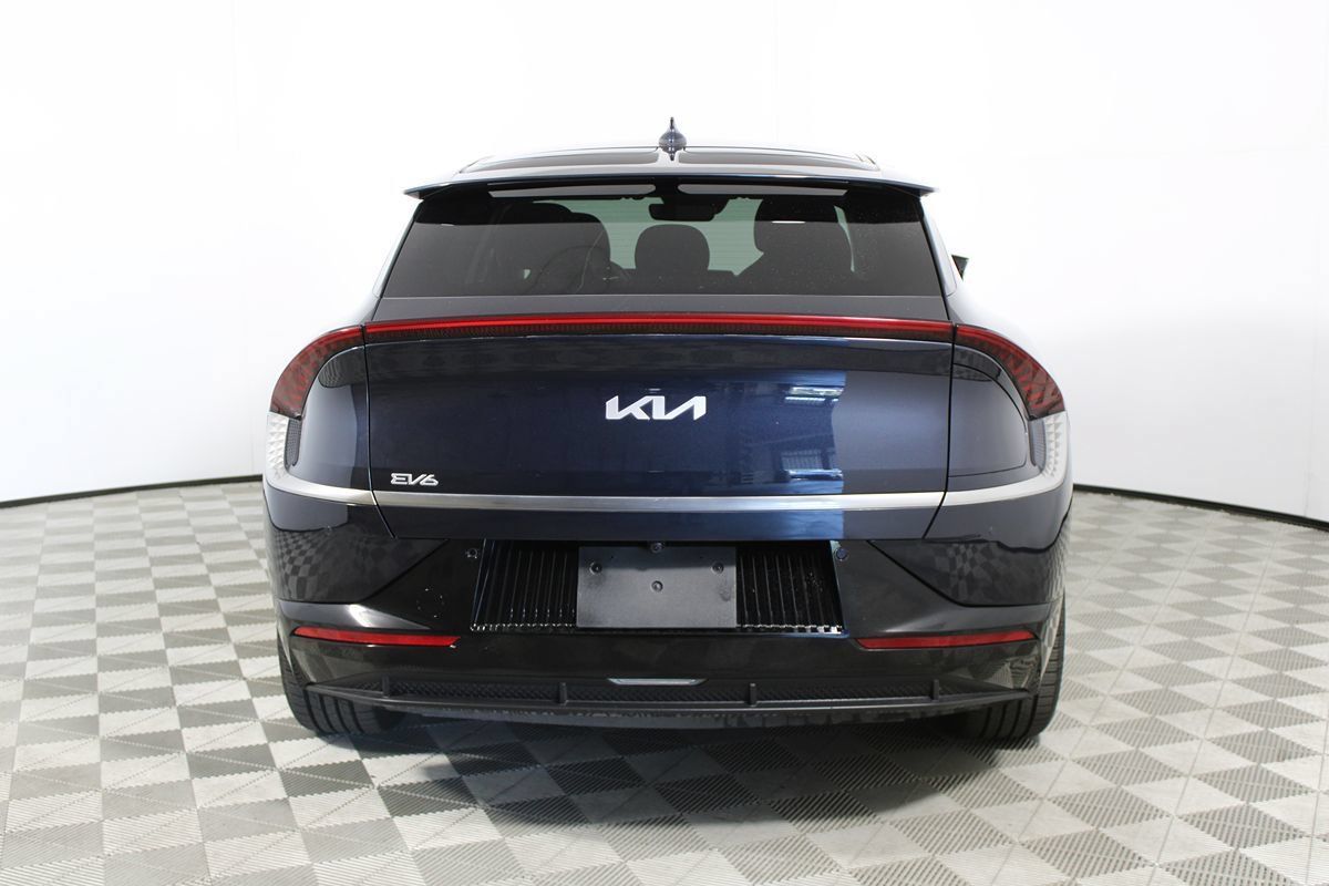 Used 2024 Kia EV6 Wind RWD image 29