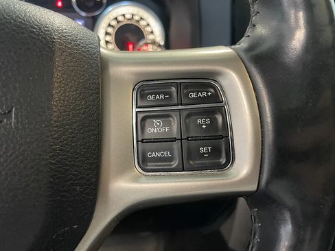 Used 2015 RAM 1500 Laramie w/ Convenience Group AWD/4WD image 13