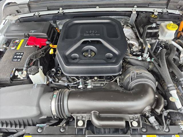 Used 2024 Jeep Wrangler High Altitude AWD/4WD image 23