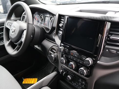 New 2026 RAM 1500 Big Horn AWD/4WD image 10