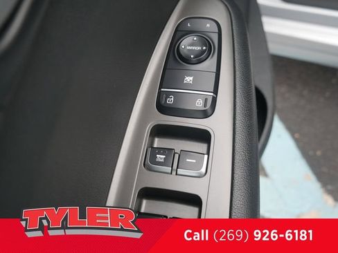 Used 2020 Kia Optima LX FWD image 19