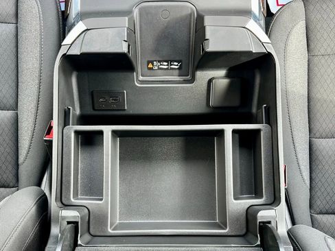 Used 2025 GMC Sierra 1500 Elevation w/ Preferred Package image 38