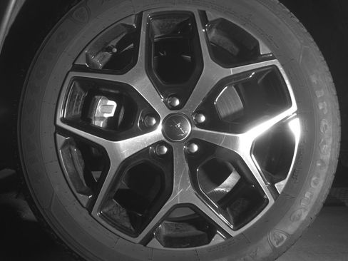 Used 2025 Jeep Compass Limited image 12