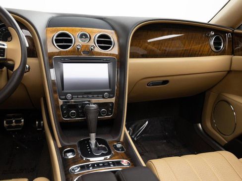 Used 2016 Bentley Flying Spur V8 image 16
