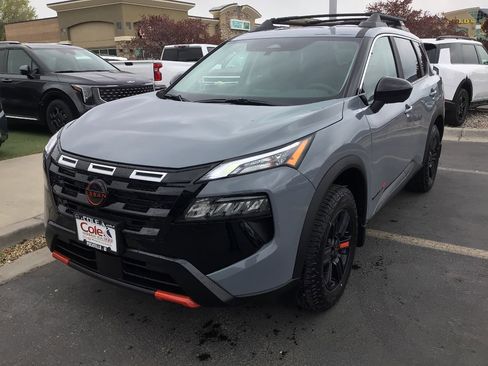 New 2026 Nissan Rogue SV AWD/4WD image 2