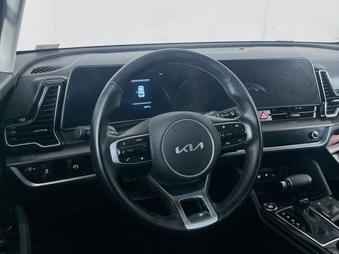 Used 2024 Kia Sportage EX image 18