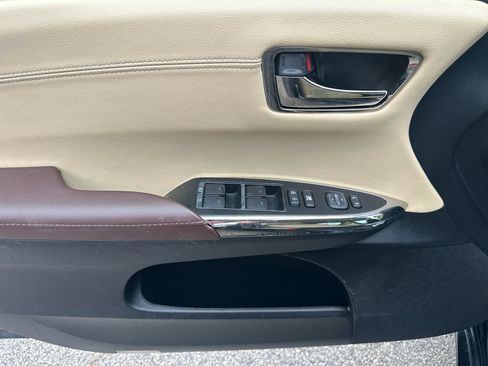 Used 2015 Toyota Avalon XLE Touring Sport Edition image 16