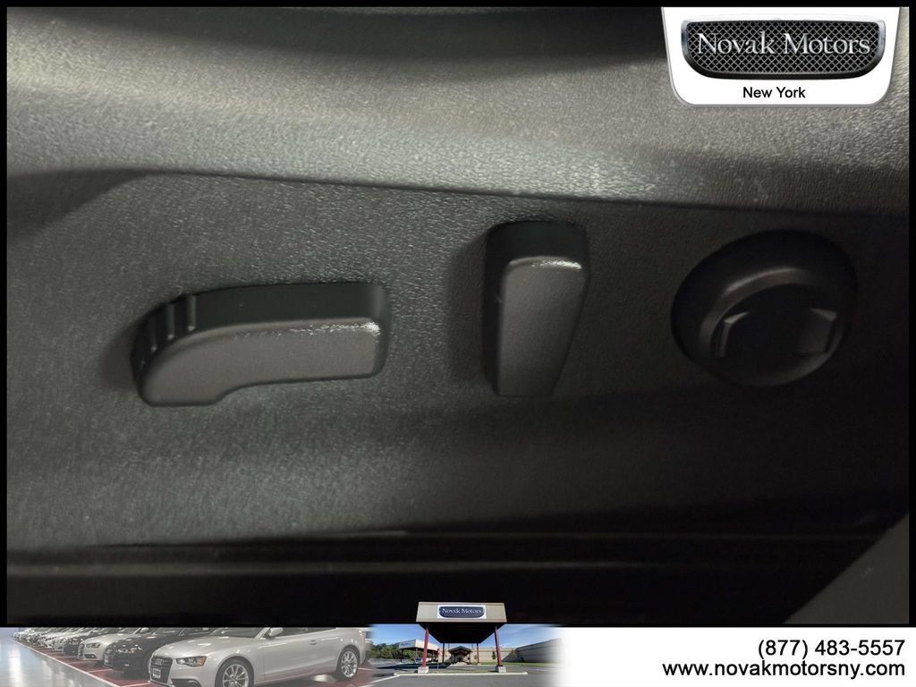 Used 2022 Subaru Forester Limited AWD/4WD image 16