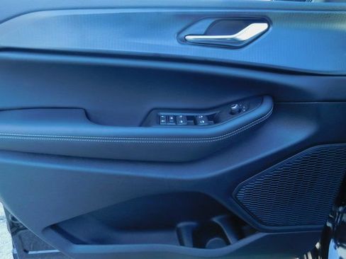 New 2025 Jeep Grand Cherokee L Laredo image 26