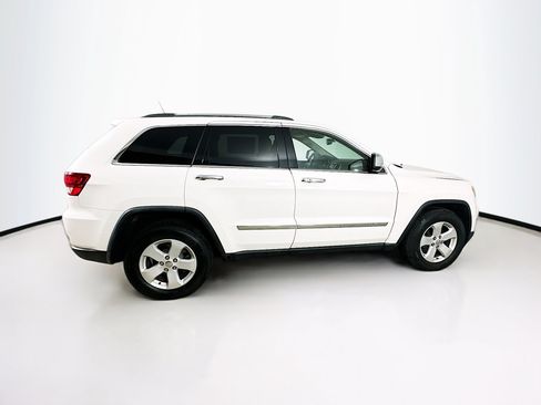 Used 2011 Jeep Grand Cherokee Laredo AWD/4WD image 8