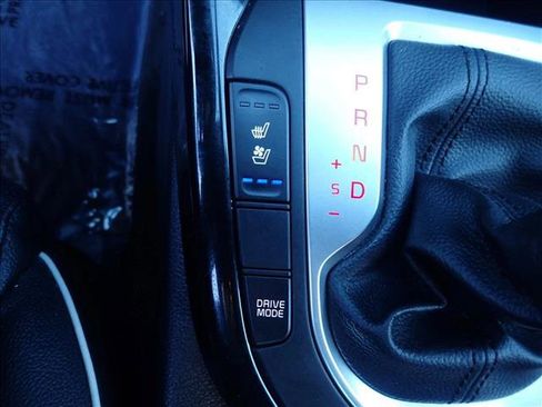 Used 2024 Kia Forte GT-Line w/ GT-Line Premium Package image 19