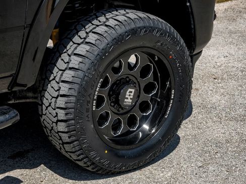Used 2024 RAM 2500 Laramie w/ Night Edition AWD/4WD image 64
