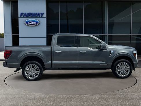 Used 2025 Ford F150 Platinum w/ Equipment Group 703A Plus AWD/4WD image 9