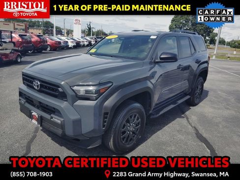 Certified 2025 Toyota 4Runner SR5 AWD/4WD image 4