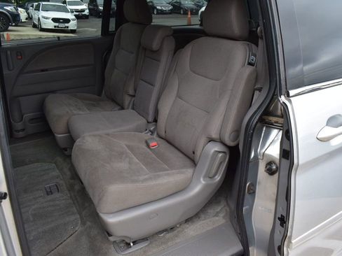 Used 2010 Honda Odyssey EX image 23