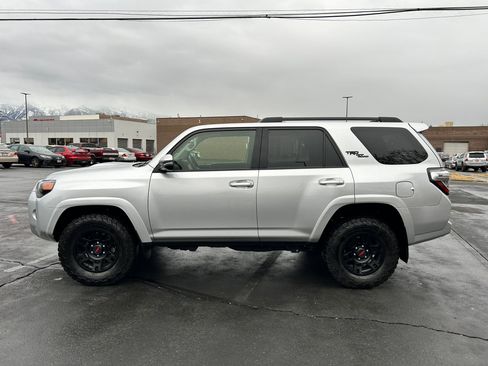 Used 2023 Toyota 4Runner TRD Off-Road Premium w/ Off Road Premium Plus Package image 2
