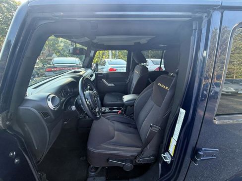 Used 2013 Jeep Wrangler Unlimited Sahara w/ Trailer Tow Group AWD/4WD image 11