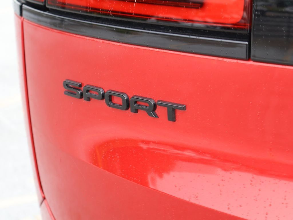 Certified 2025 Land Rover Range Rover Sport Dynamic SE AWD/4WD image 8