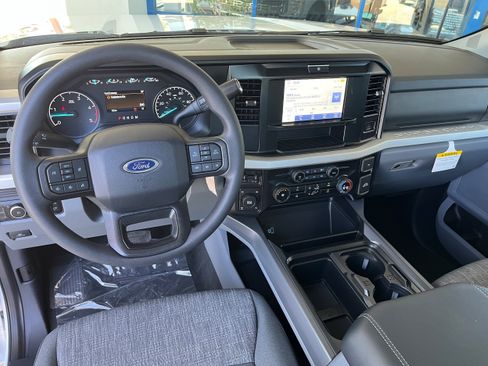New 2026 Ford F350 XLT w/ 360-Degree Camera Package AWD/4WD image 9