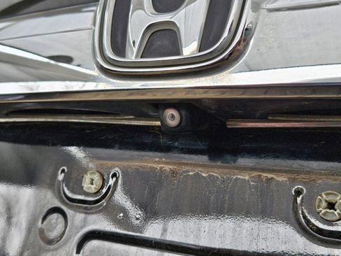 Used 2016 Honda CR-V LX image 7