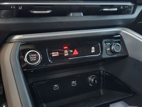 Certified 2025 Audi Q5 Premium Plus w/ Premium Plus image 28