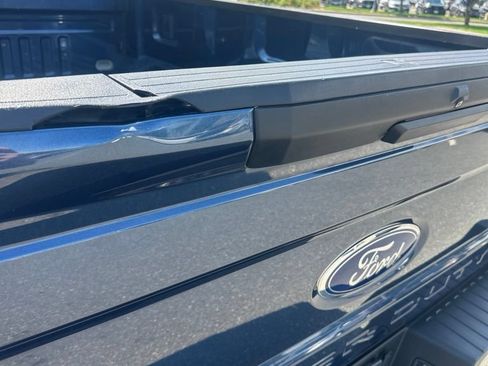 Used 2017 Ford F250 XLT w/ XLT Value Package AWD/4WD image 6