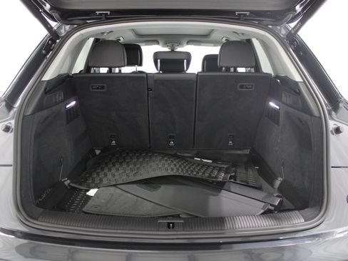 Used 2023 Audi Q5 2.0T Premium w/ Convenience Package AWD/4WD image 19