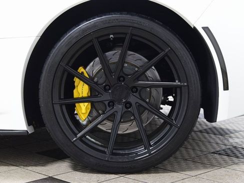 Used 2016 Chevrolet Corvette Z06 w/ 2LZ Preferred Equipment Group image 28