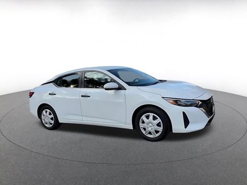 Used 2025 Nissan Sentra S image 2