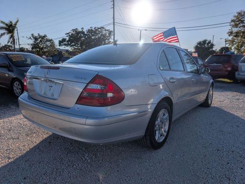Used 2006 Mercedes-Benz E 350 4MATIC Sedan image 5