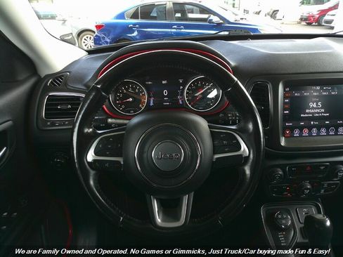 Used 2020 Jeep Compass Trailhawk w/ Cold Weather Group image 36