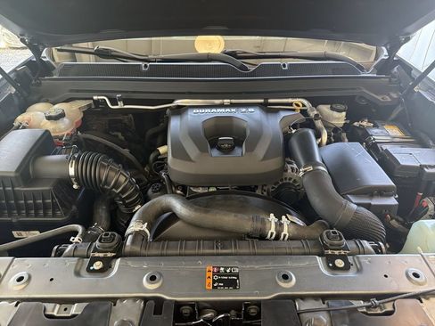 Used 2018 Chevrolet Colorado Z71 AWD/4WD image 29