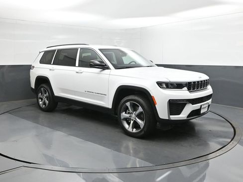 New 2026 Jeep Grand Cherokee L Limited image 26
