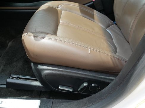 Used 2015 Lincoln MKZ Hybrid w/ Equipment Group 201A Select FWD image 20