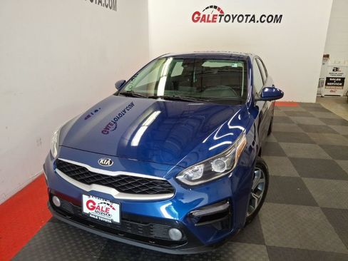Used 2021 Kia Forte LXS FWD image 3