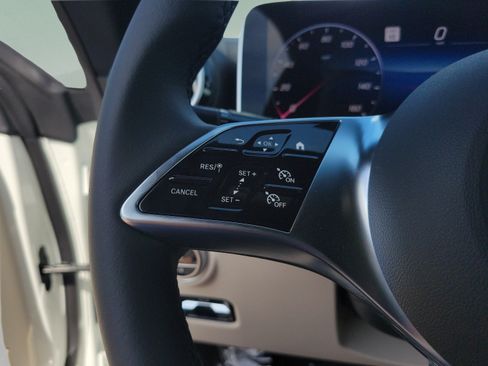 New 2026 Mercedes-Benz CLE 300 4MATIC Coupe image 17