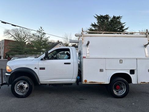 Used 2011 RAM 4500 4x4 Regular Cab w/ PWR & Remote Entry Group image 10