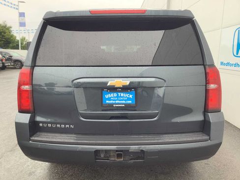 Used 2019 Chevrolet Suburban 4WD w/ Enhanced Driver Alert Package image 5