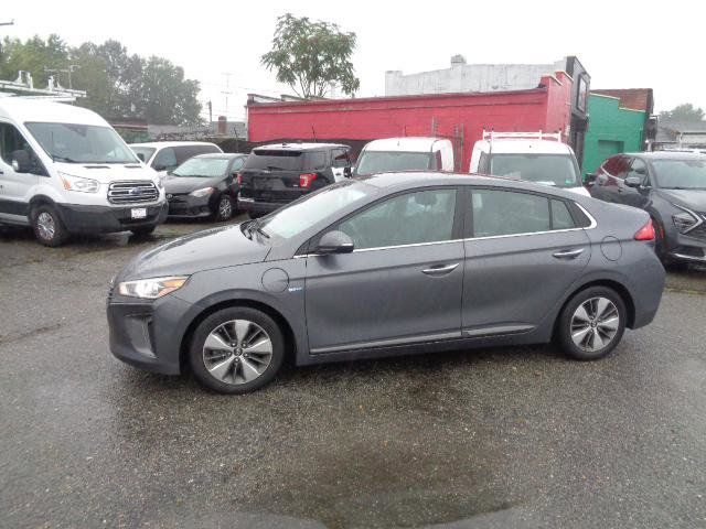 Used 2018 Hyundai Ioniq Limited FWD image 9