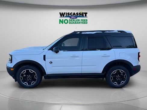 Used 2025 Ford Bronco Sport Outer Banks w/ Outer Banks Tech Package+ AWD/4WD image 2